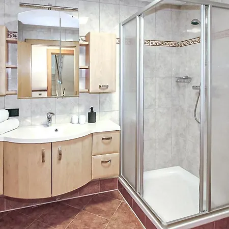 Wunderschoenes בית נופש